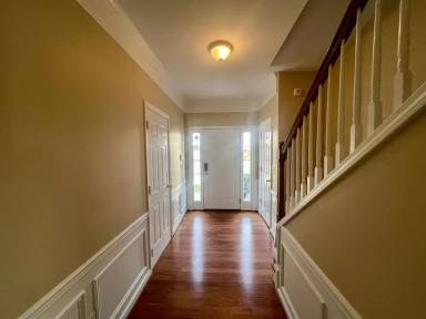 Main picture of 413 Ruby Walk Dr