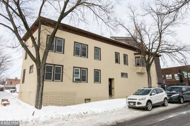 Main picture of 1081 Arcade St