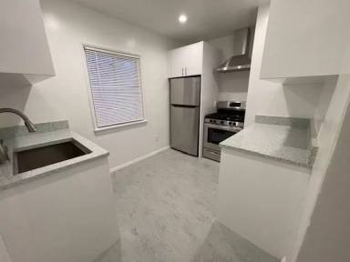 Main picture of 41 Thornton Ave