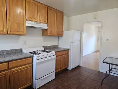 Main picture of 155 S 20th St