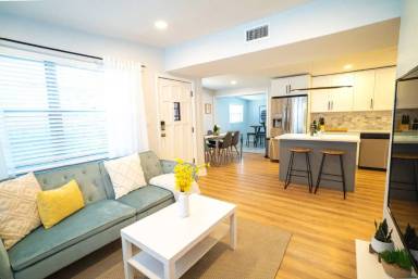 Main picture of 4220 W Nassau St