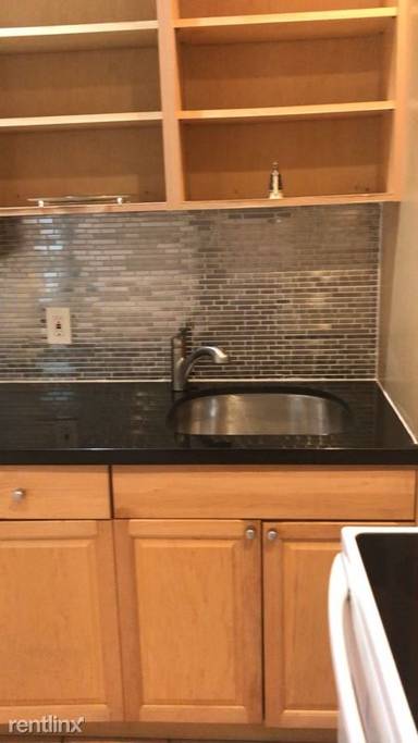 Main picture of 1512 NE 14th St