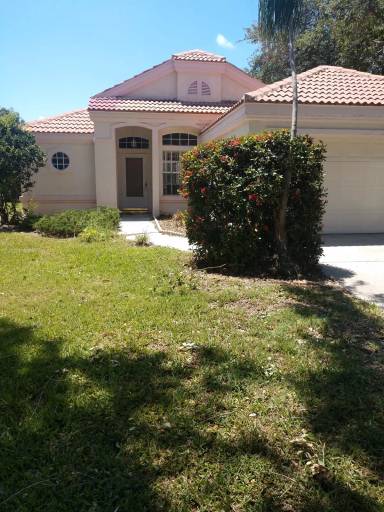 Main picture of 804 Compass Cir