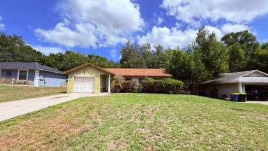 Main picture of 104 E Osceola St