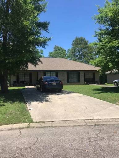 Main picture of 1038 Timberwood Ln