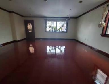 Main picture of 2734 Ericsson St