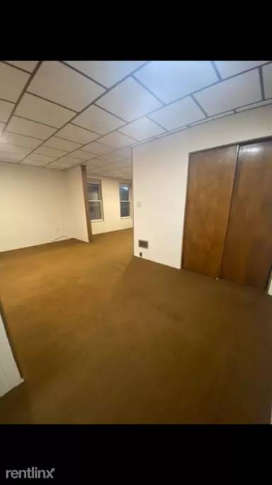 Main picture of 1733 Lenox Rd
