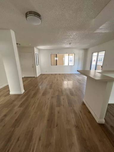 Main picture of 313 E Pine St