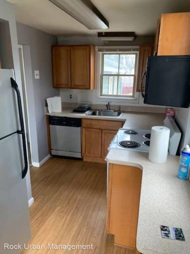 Main picture of 211 Court St