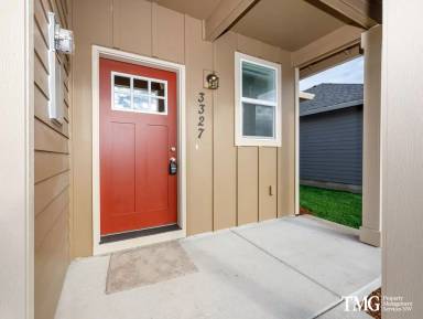 Main picture of 3307 Lewis Ln