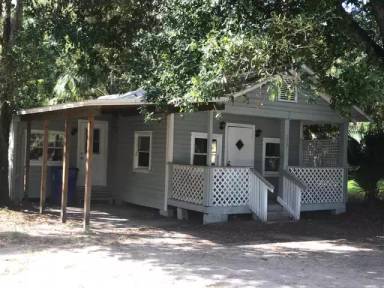 Main picture of 337 State Road 16