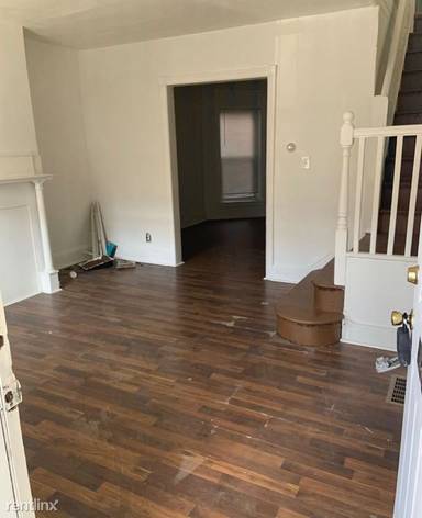 Main picture of 6323 N Lambert St