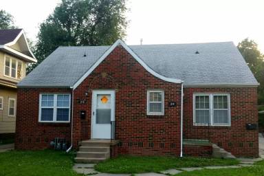 Main picture of 218 S 9th St