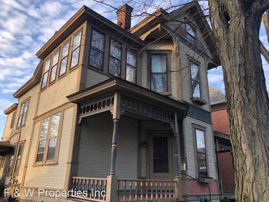 Main picture of 133 S Garfield Ave