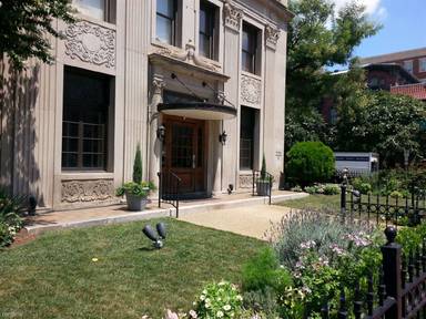 Main picture of 2305 18th St NW