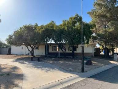 Main picture of 18238 N 6th St