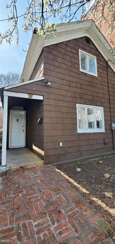 Main picture of 70 Mill River St