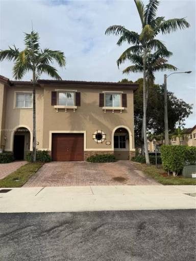 Main picture of 8861 SW 221st Ter