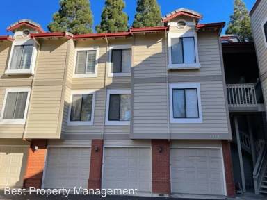 Main picture of 3346 Smoketree Commons Dr