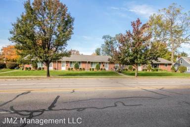 Main picture of 4401 Crooks Rd