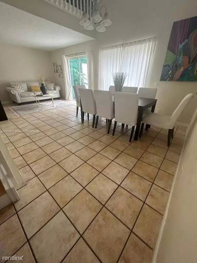 Main picture of 1442 Springside Dr