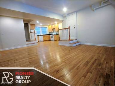 Main picture of 3910-28 N Pine Grove Ave