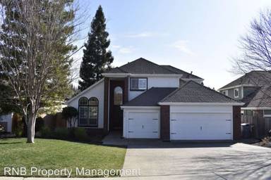 Main picture of 4705 Wildflower Ln