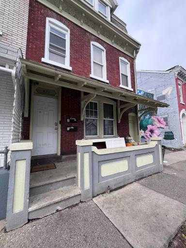 Main picture of 621 Chew St