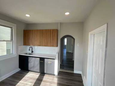 Main picture of 169 Armstrong Ave