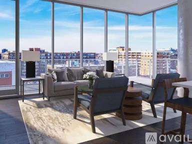 Main picture of 842 W Adams St