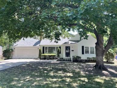 Main picture of 5719 Riggs St