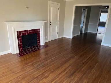 Main picture of 1407 E 33rd St