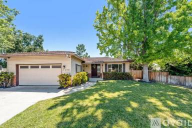 Main picture of 1208 Roseann Dr