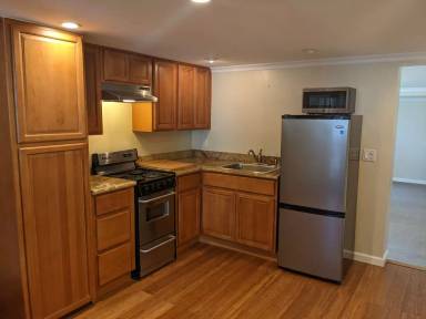 Main picture of 1192 Page St