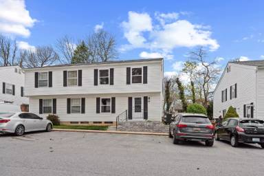 Main picture of 42 Brookshire Dr