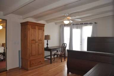 Main picture of 934 E Duane Ave
