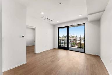 Main picture of 4080 32nd St