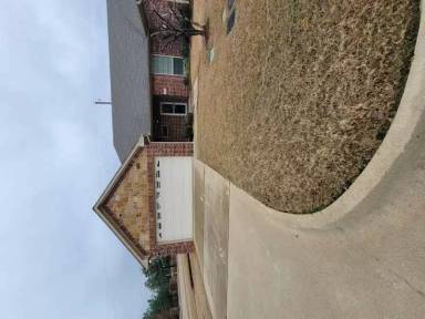 Main picture of 104 Letha Ct
