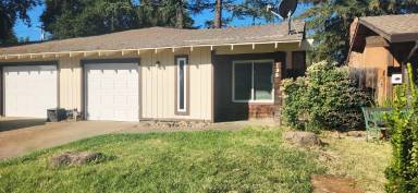 Main picture of 134 Globe Ave