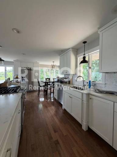 Main picture of 1721 Rivercrest Rd N