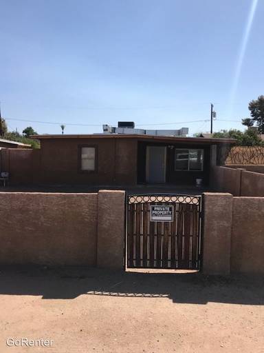 Main picture of 6243 S 12th Pl