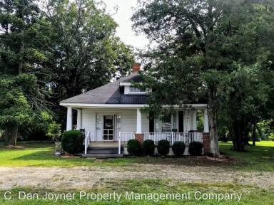 Main picture of 2251 Fairview Rd