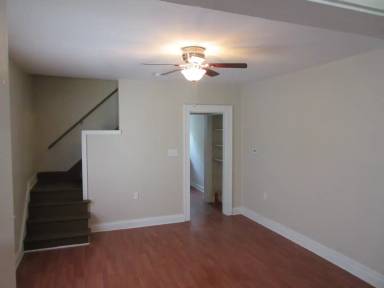 Main picture of 2613 Medary Ave