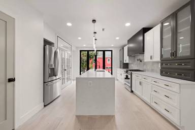 Main picture of 5303 7th St NW