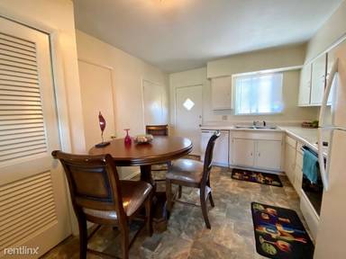 Main picture of 1007 Mary St