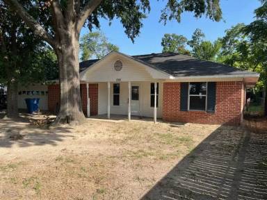 Main picture of 104 Chester St