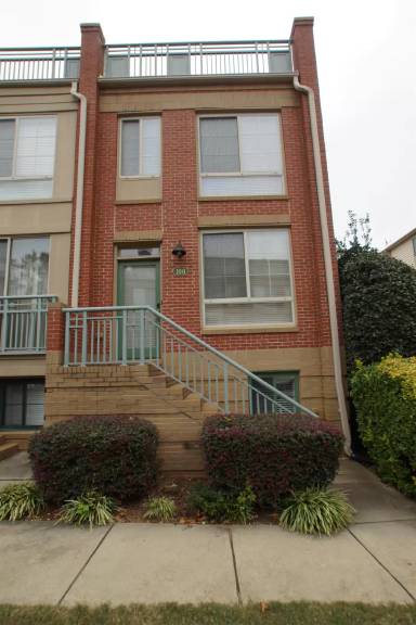 Main picture of 1231 Capability Dr