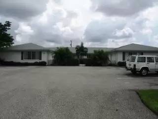 Main picture of 25  SE 23rd PL 5UNITS