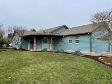 Main picture of 505 E Anchor Ave
