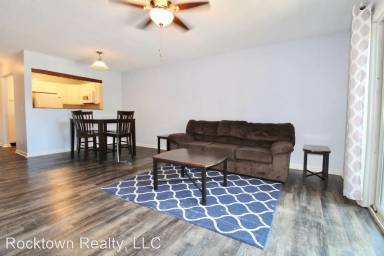 Main picture of Hunters Ridge Condominiums